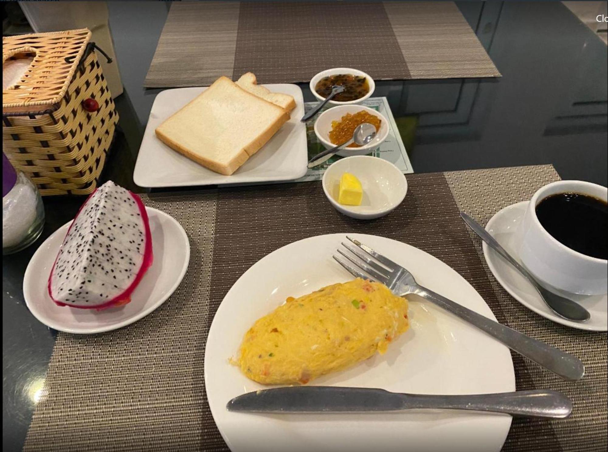 Hue Nino Hotel Экстерьер фото